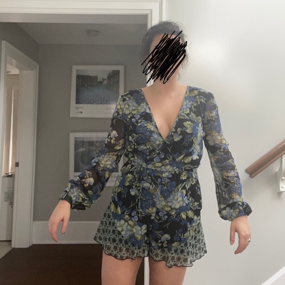 Band of Gypsies Floral Sleeved Romper / Playsuit - Picture 8 of 9